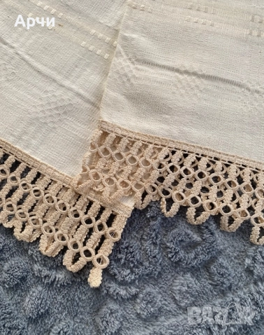 Големи месали от автентични платове с ръчно плетена дантела, снимка 5 - Антикварни и старинни предмети - 52699943