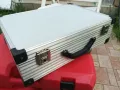 АЛУМИНИЕВ КУФАР-НОВ С 2 КЛЮЧА 2505251813, снимка 12
