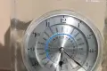 Немски рядък настолен часовник със стъклен корпус, снимка 2