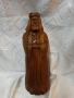 Висока масивна  дърворезба на фигура - светец или цар,държач тайник за бутилка!, снимка 7