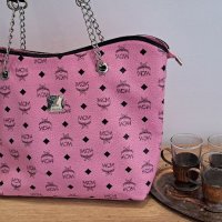 Голяма дамска чанта ,розова, снимка 2 - Чанти - 35310560