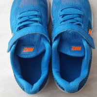 Маратонки "Nike", снимка 3 - Детски маратонки - 40244466