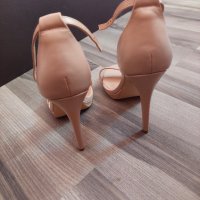 Дамски бежови отворени обувки, снимка 5 - Дамски обувки на ток - 42219485