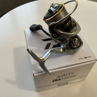 Daiwa airity lt 2000d, снимка 1 - Макари - 44748665