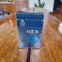 Стара кутия Astor, снимка 3 - Колекции - 39942249