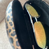 GUESS огледални слънчеви очила с кутия и кърпичка, снимка 3 - Слънчеви и диоптрични очила - 37201434