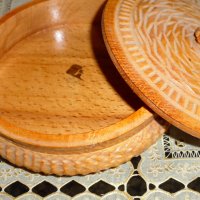 Сувенири изработени от дърво - ваза и кутия бижута  от соца , снимка 4 - Антикварни и старинни предмети - 40912303