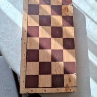Стар дървен шах, снимка 1 - Антикварни и старинни предмети - 40449862
