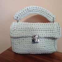 Дамска чанта ръчно плетена, снимка 3 - Чанти - 41490864