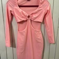 Дамска розова рокля, снимка 1 - Рокли - 44536124