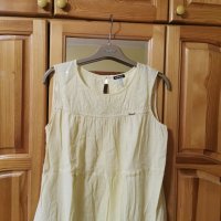 Блуза на Кенсъл , снимка 1 - Корсети, бюстиета, топове - 40038096