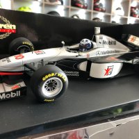 Метална колекционерска количка MINICHAMPS F1 Mclaren Mercedes 1:18, снимка 3 - Колекции - 40825764