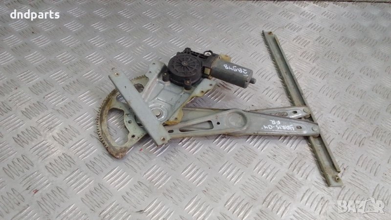 Стъклоповдигач Toyota Yaris 2004г.(преден десен)	, снимка 1