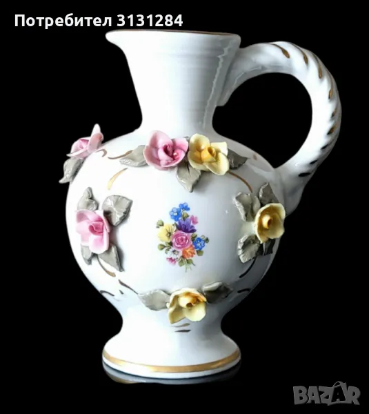 Dresden Ваза кана с обемни цветя и злато Германия, снимка 1