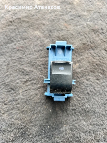 Бутон ел. стъкло задно дясно за Тойота Авенсис T27.84810-05070, снимка 1