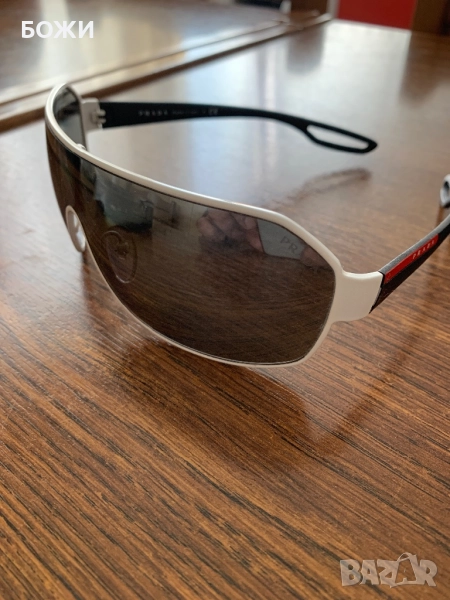 🕶️ Оригинални слънчеви очила Prada Linea Rossa – Made in Italy 🕶️, снимка 1