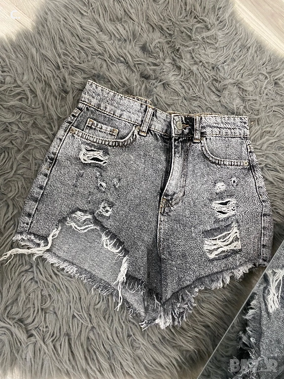 Дамски къси панталони, снимка 1