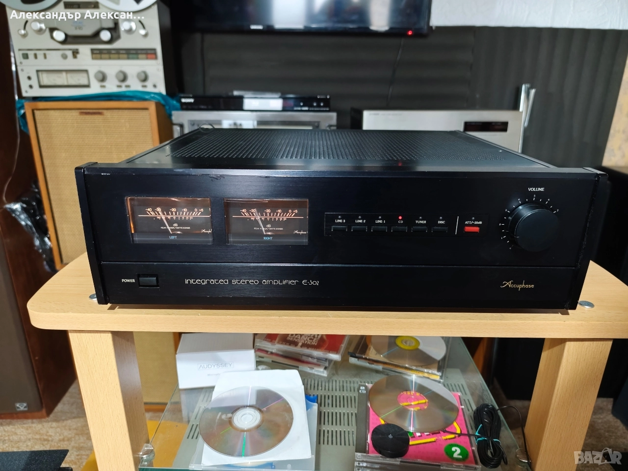 Accuphase E-302, снимка 1