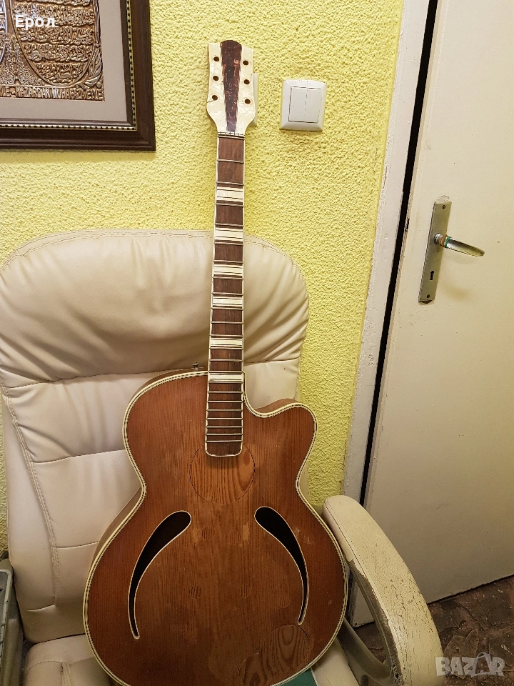 HOFNER-Китара, снимка 1