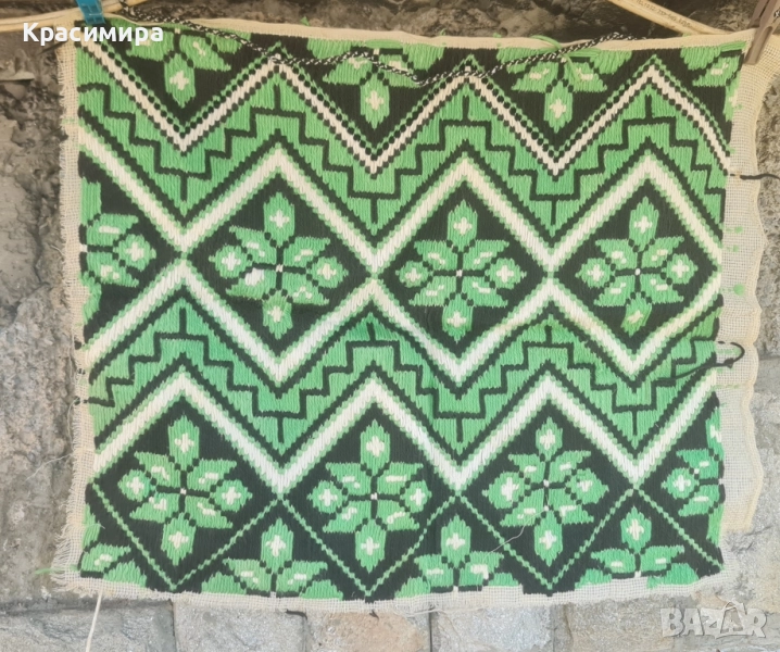 Автентични, старинни кавьори/ стенни килимчета, снимка 1