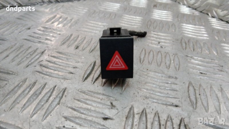 Бутон аварийни светлини VW Polo , 2006г., снимка 1