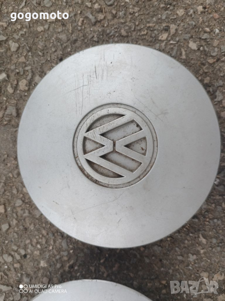 Комплект оригинални тасове за джанти на wv GOLF, seat, снимка 1