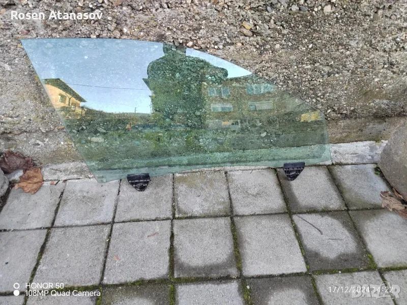 Оригинално предно дясно стъкло за АУДИ А4 Б6, снимка 1