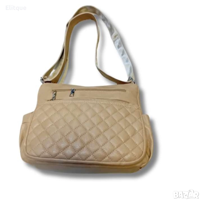 Красива дамска к. капитонирана чанта, снимка 1
