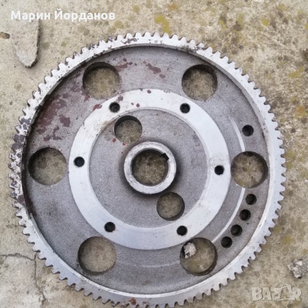 Зъбно колело ангренаж ЯМЗ 240, снимка 1