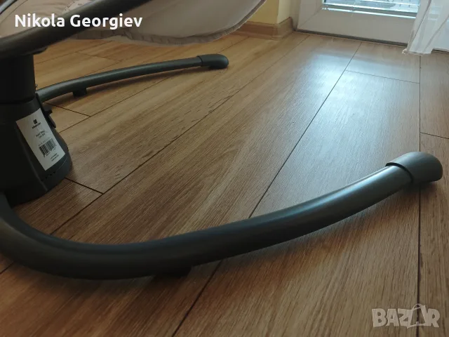 Продава се електрическа люлка Kikaboo Twiddle Grey, като нова в перфектно състояние , снимка 6 - Детски люлки - 55826105