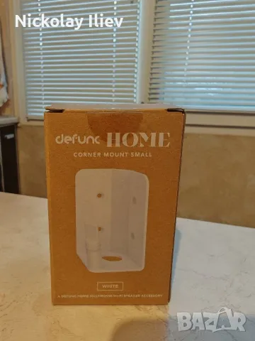 Ъглова скоба за монтаж на високоговорителна система 