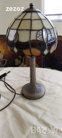 Настолна лампа в стил Тифани, снимка 3 - Настолни лампи - 52321961