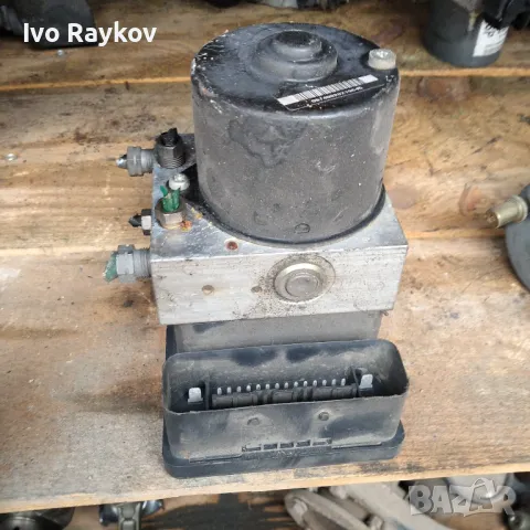 Помпа ABS за Citroen C5 II Sedan , 10.0960-1146.3, снимка 3 - Части - 47426723