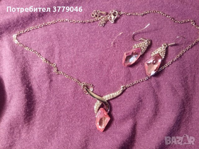 Комплект колие и обеци , снимка 4 - Бижутерийни комплекти - 41460296