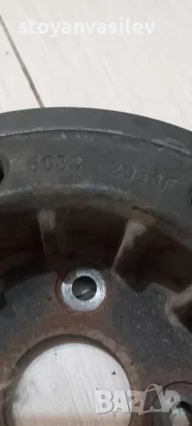 шайбата кол.вал вояджер 2.8срд , снимка 4 - Части - 48775949