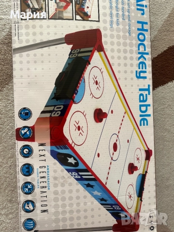 Въздушен хокей на маса