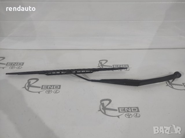 Ляво рамо за чистачки Toyota Avensis Verso 2001-2009 