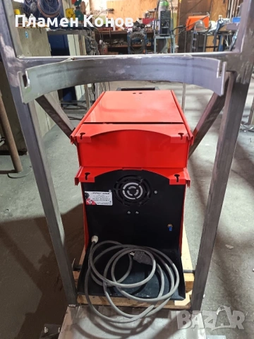 Телоподаващ апарат Харкомиг 200 Моно с количка, снимка 3 - Други машини и части - 53758726