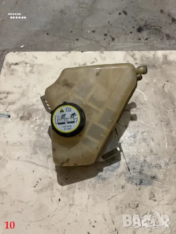 Части двигателен отсек - Форд Фиеста (Ford Fiesta) 1.4 TDCI - 68 к.с. - 2010 г. - част 3, снимка 10 - Части - 51781400