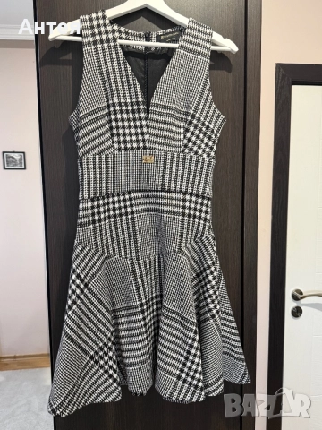 Продавам дамска рокля Roberta Biagi, снимка 3 - Рокли - 52943955