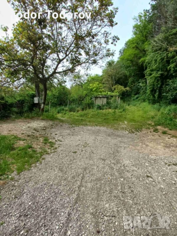 родава се УПИ – м. „Сълзица“, Варна, снимка 1