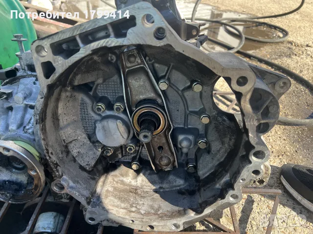 Скоростна кутия за Vw golf4 110 код на кутия EBF, снимка 3 - Части - 56007952