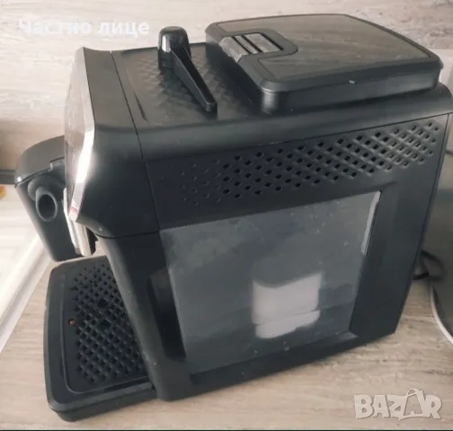 Като нов кафеавтомат PHILIPS 2300 EP2331/10 1800 мл 15 бара с-ма Latte Go, снимка 4 - Кафемашини - 49492388