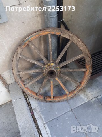 Старо колело от каруца, снимка 1