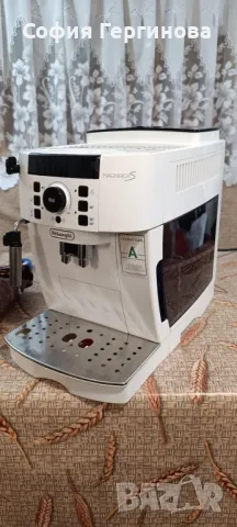 Кафемашина Delonghi magnifica S, снимка 3 - Кафемашини - 48898393