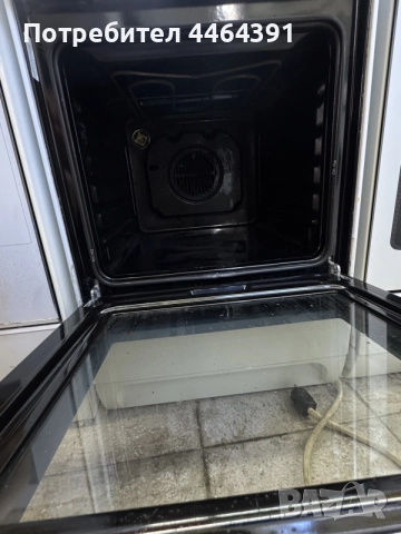 Готварска печка обикновенни котлони INDESIT , снимка 3 - Печки, фурни - 55962373