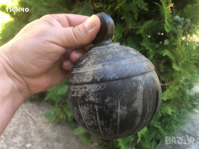 старинен бронзов, огромен звънец /хлопка, камбанка/