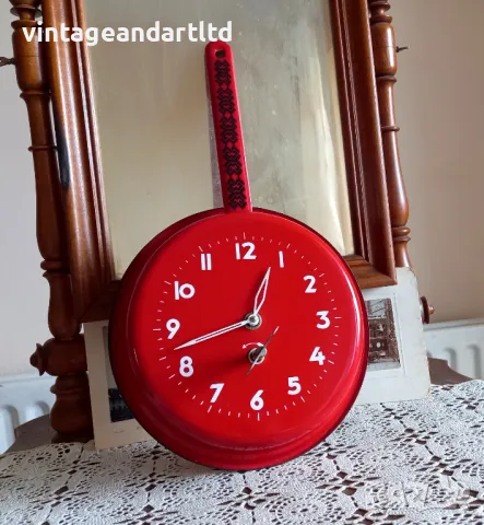 Рядък часовник Арадора, Aradora, работи, снимка 3 - Антикварни и старинни предмети - 47498006