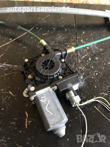 Регулатор на прозорец с мотор за задна лява странична врата за Peugeot C8, 807 (2002-2006)