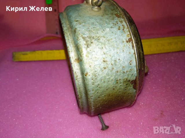 РОДИНА Стар КОЛЕКЦИОНЕРСКИ МЕХАНИЧЕН БЪЛГАРСКИ БУДИЛНИК РАНЕН СОЦ 43679, снимка 8 - Антикварни и старинни предмети - 44464047